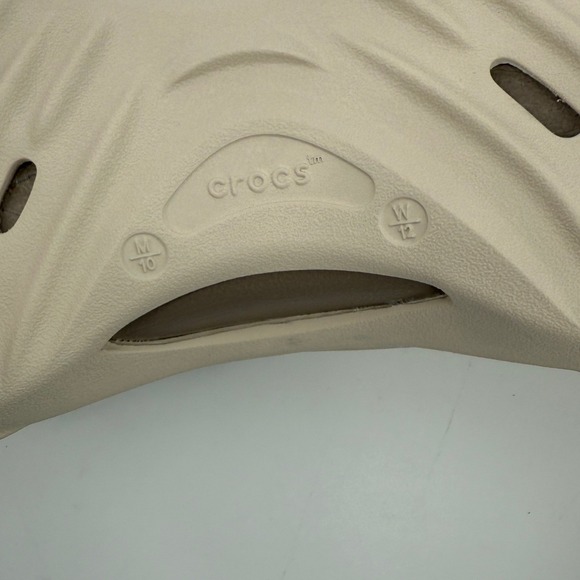 Crocs Echo Wave Clog Almond Tint Men 10/Women 12 M10/W12 Slip On 210521-0LL New - Picture 8 of 9